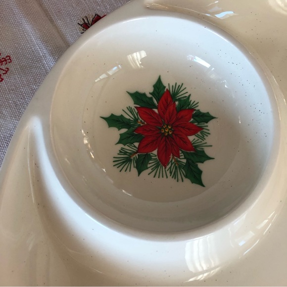 60's Japan Poinsettia Chips and Dip Tray - Christmas Platter - Holiday Serving - Picture 7 of 9